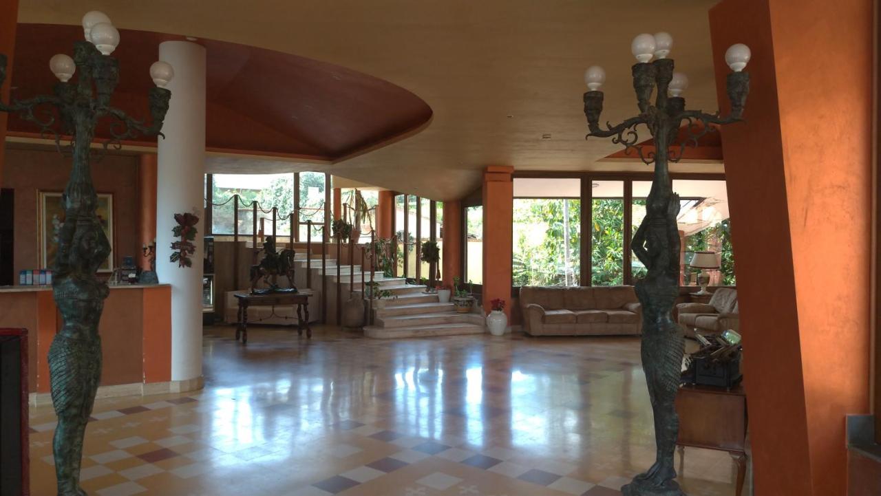 Tk Hotel - Ex Ares San Giovanni La Punta Luaran gambar