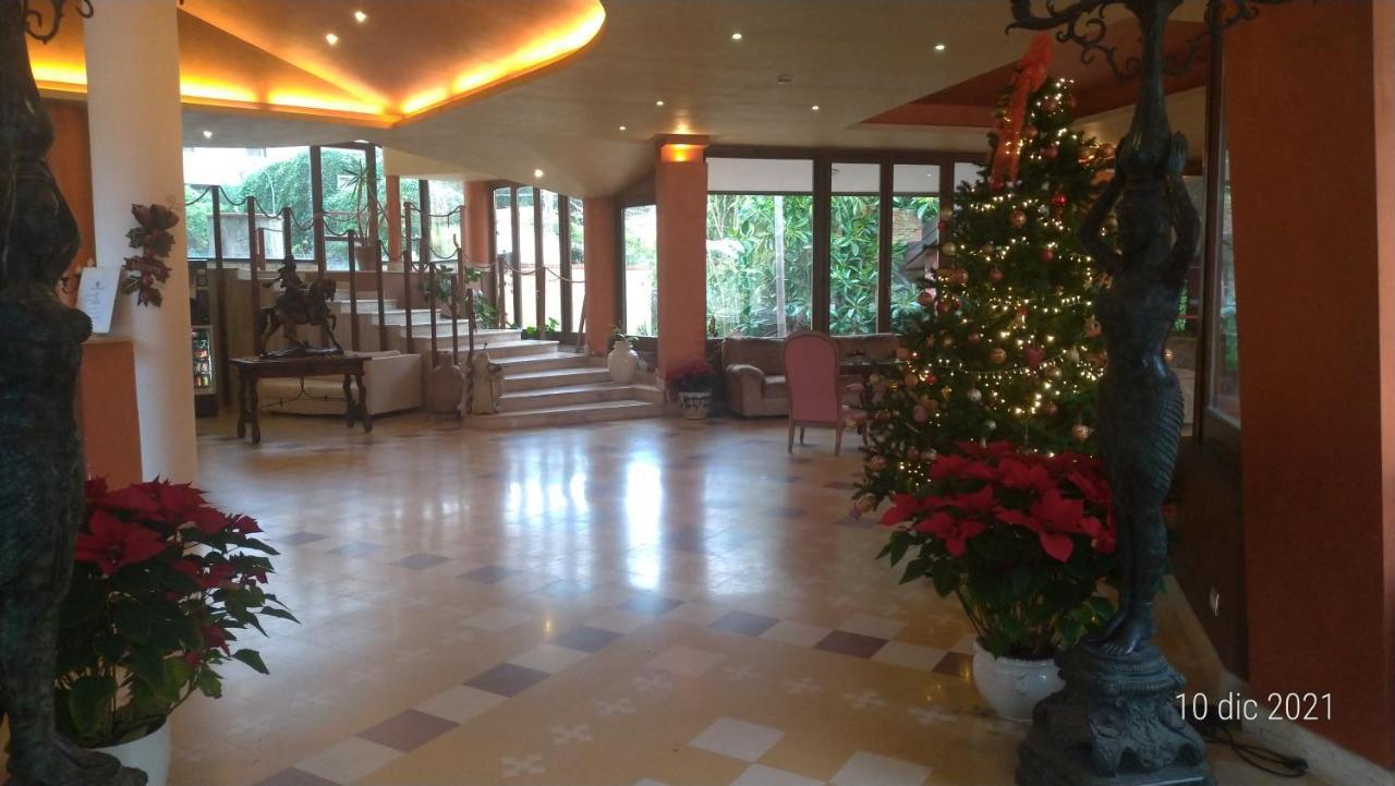 Tk Hotel - Ex Ares San Giovanni La Punta Luaran gambar
