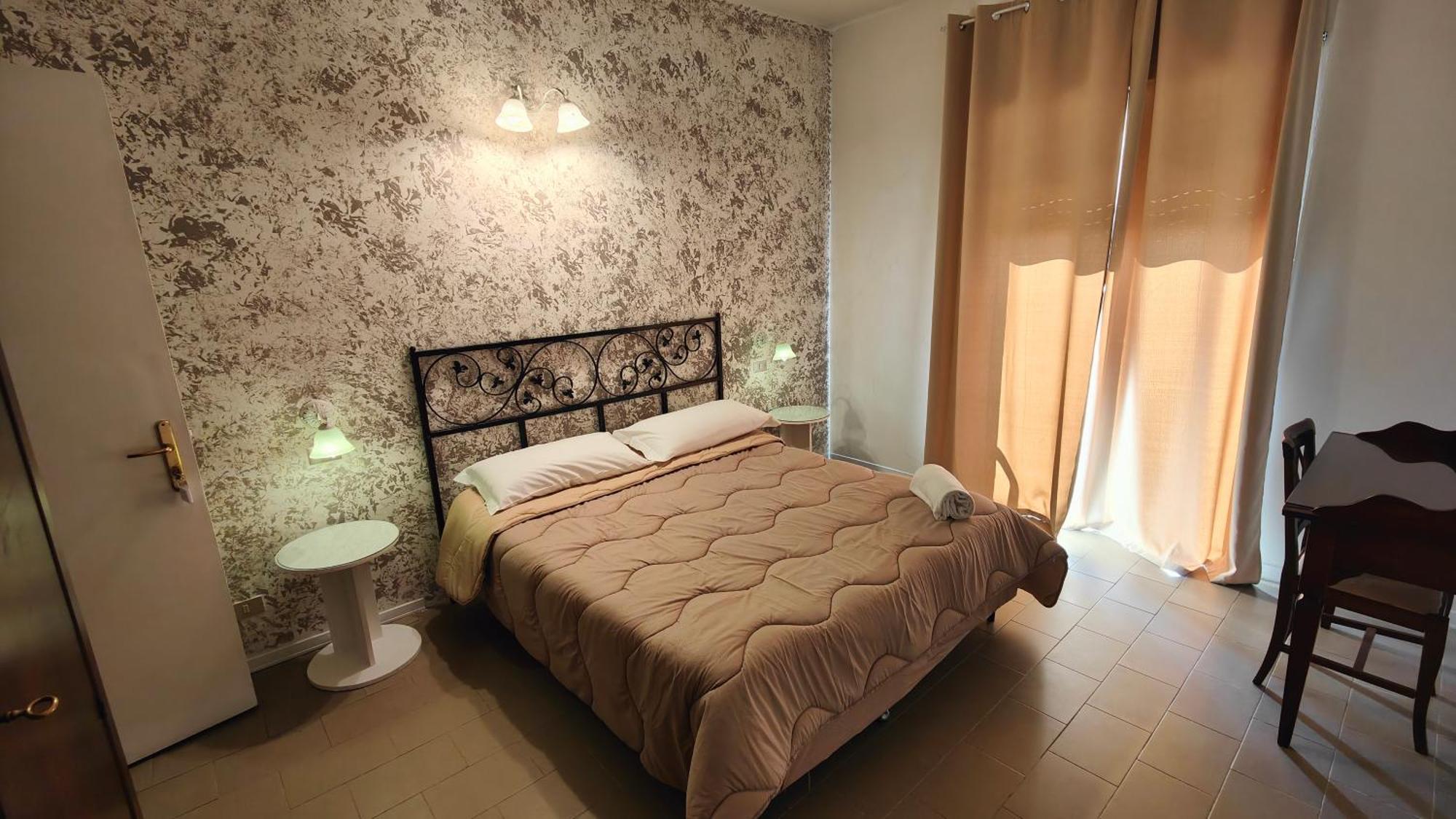 Tk Hotel - Ex Ares San Giovanni La Punta Luaran gambar