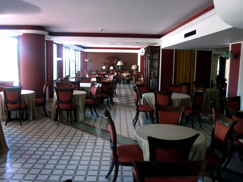 Tk Hotel - Ex Ares San Giovanni La Punta Luaran gambar
